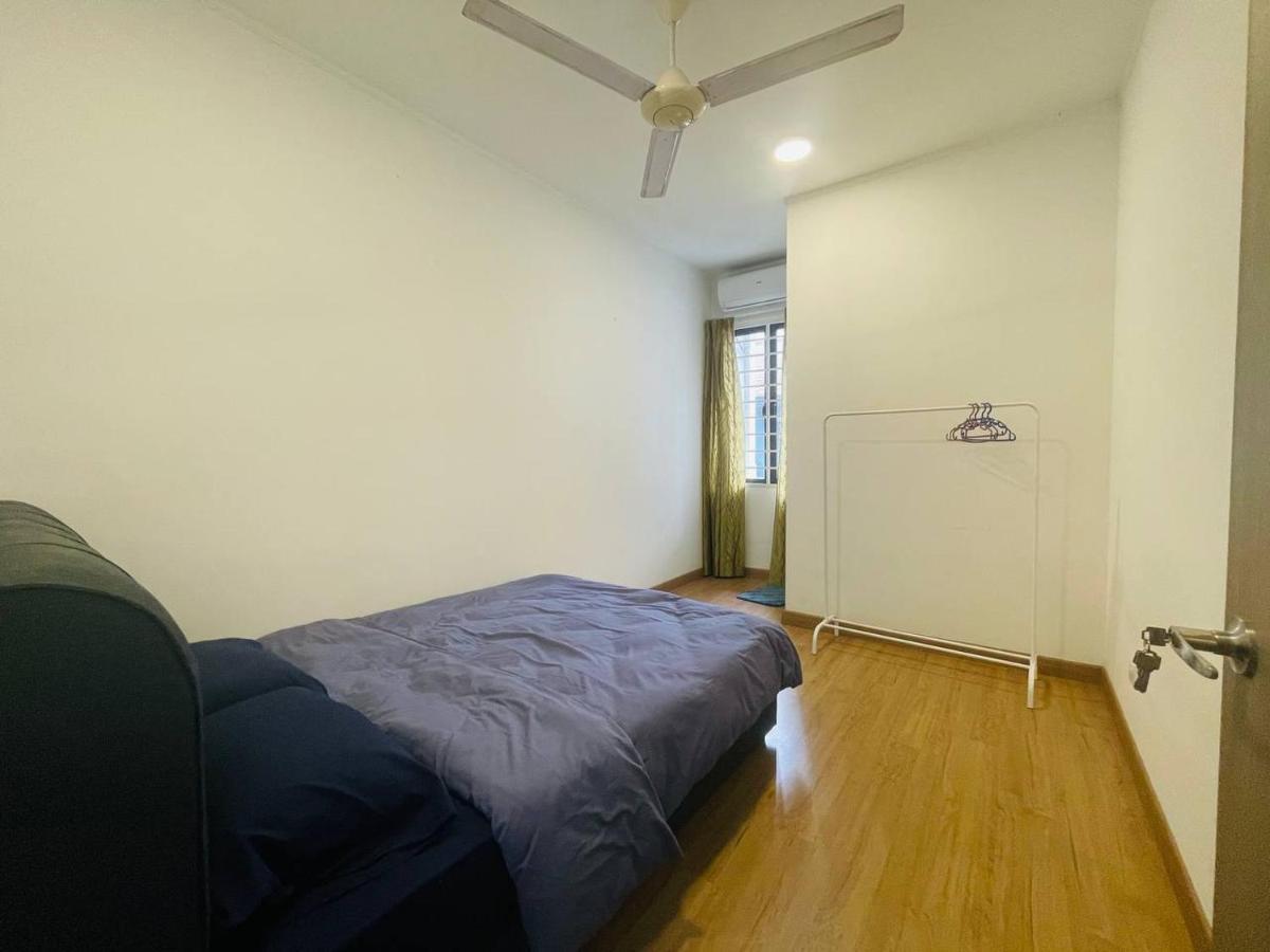 Homestay 3Br Near Setia Alam Shah Alam Buitenkant foto