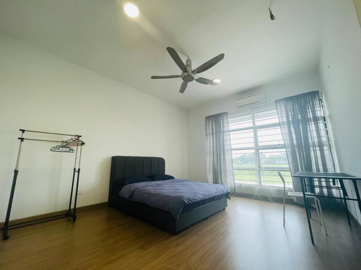 Homestay 3Br Near Setia Alam Shah Alam Buitenkant foto