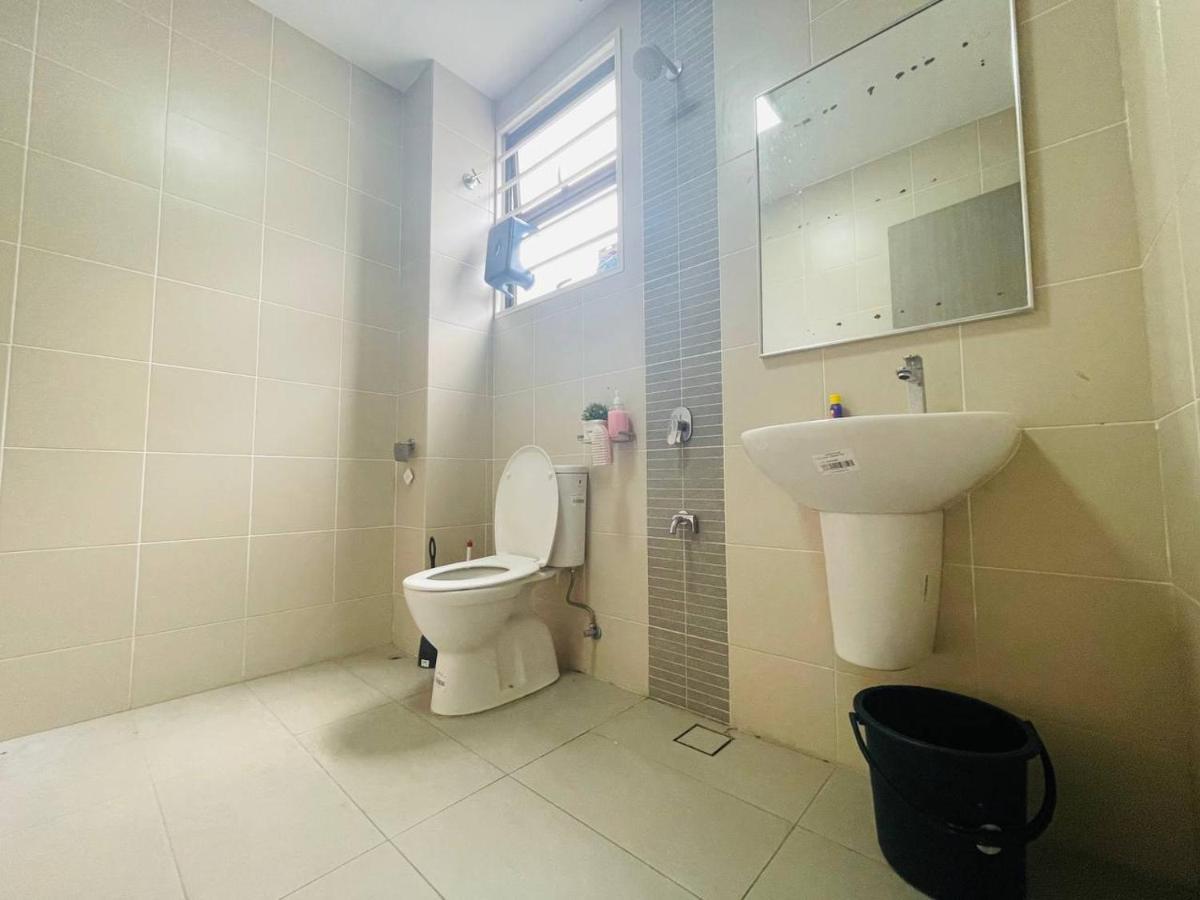 Homestay 3Br Near Setia Alam Shah Alam Buitenkant foto