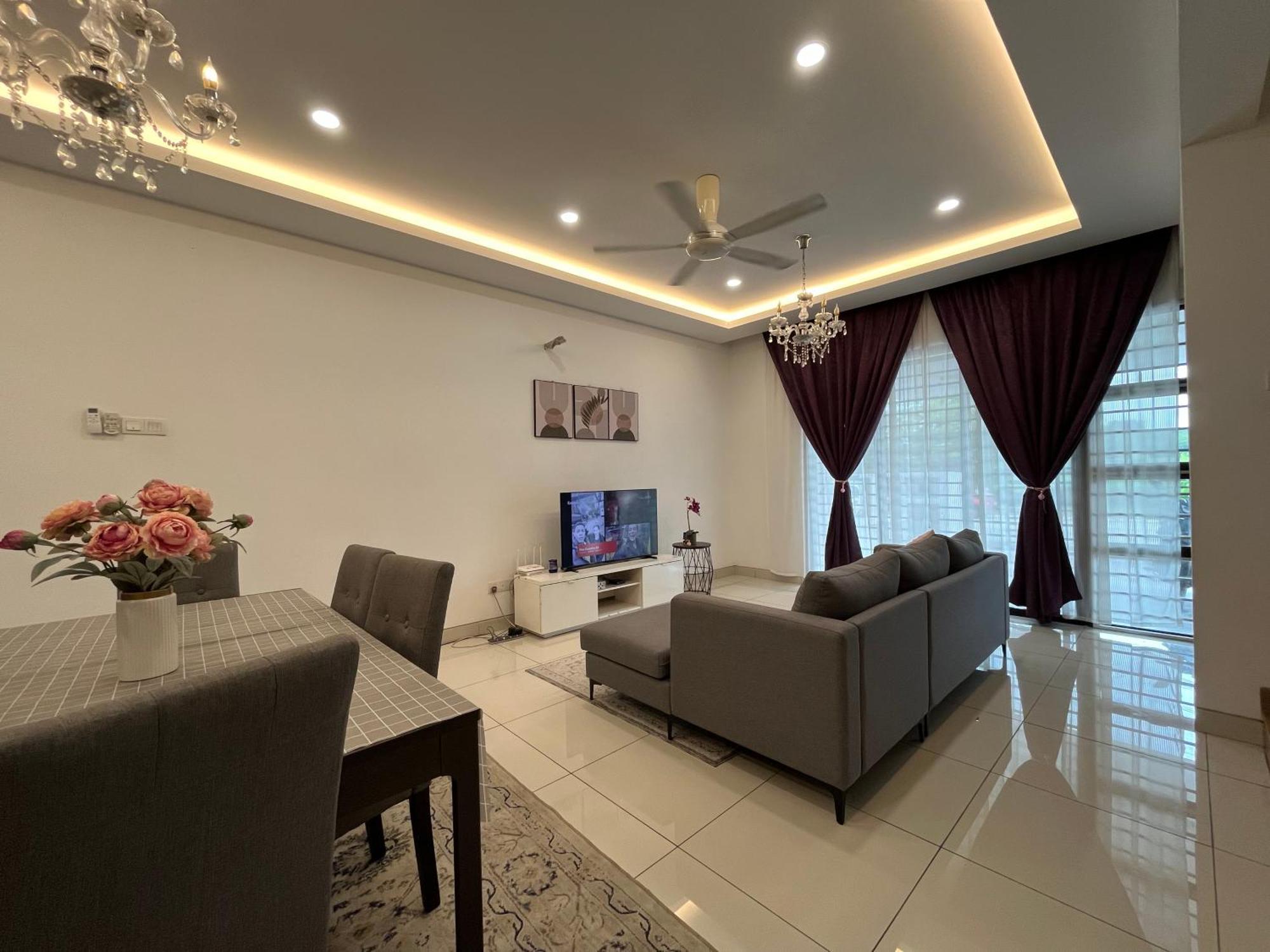Homestay 3Br Near Setia Alam Shah Alam Buitenkant foto